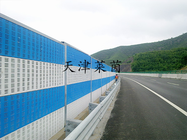 <a href=http://www.sjxsml.cn/news_article?news_id=114>高速聲屏障</a>